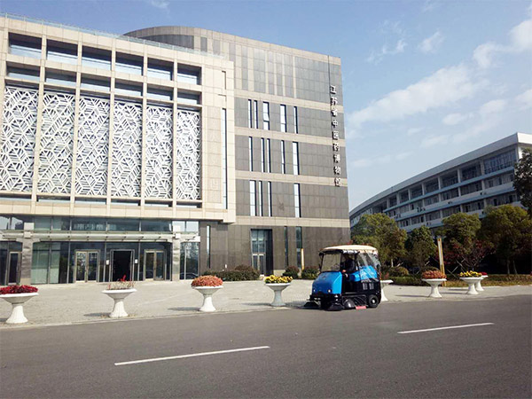 南京中醫(yī)藥大學(xué)攜手南京嘉得力，構(gòu)建美麗校園環(huán)境